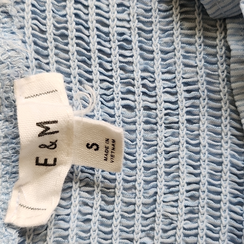 E&M SLEEVELESS RUFFLE CROP TOP SIZE S - Picture 5 of 6